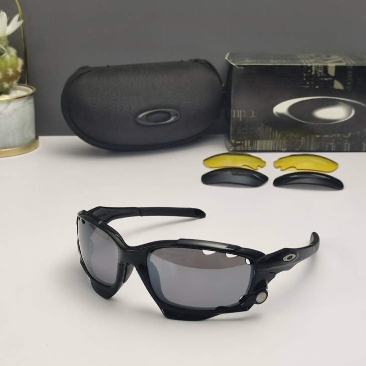 Picture of Oakley Sunglasses _SKUfw66124723fw
